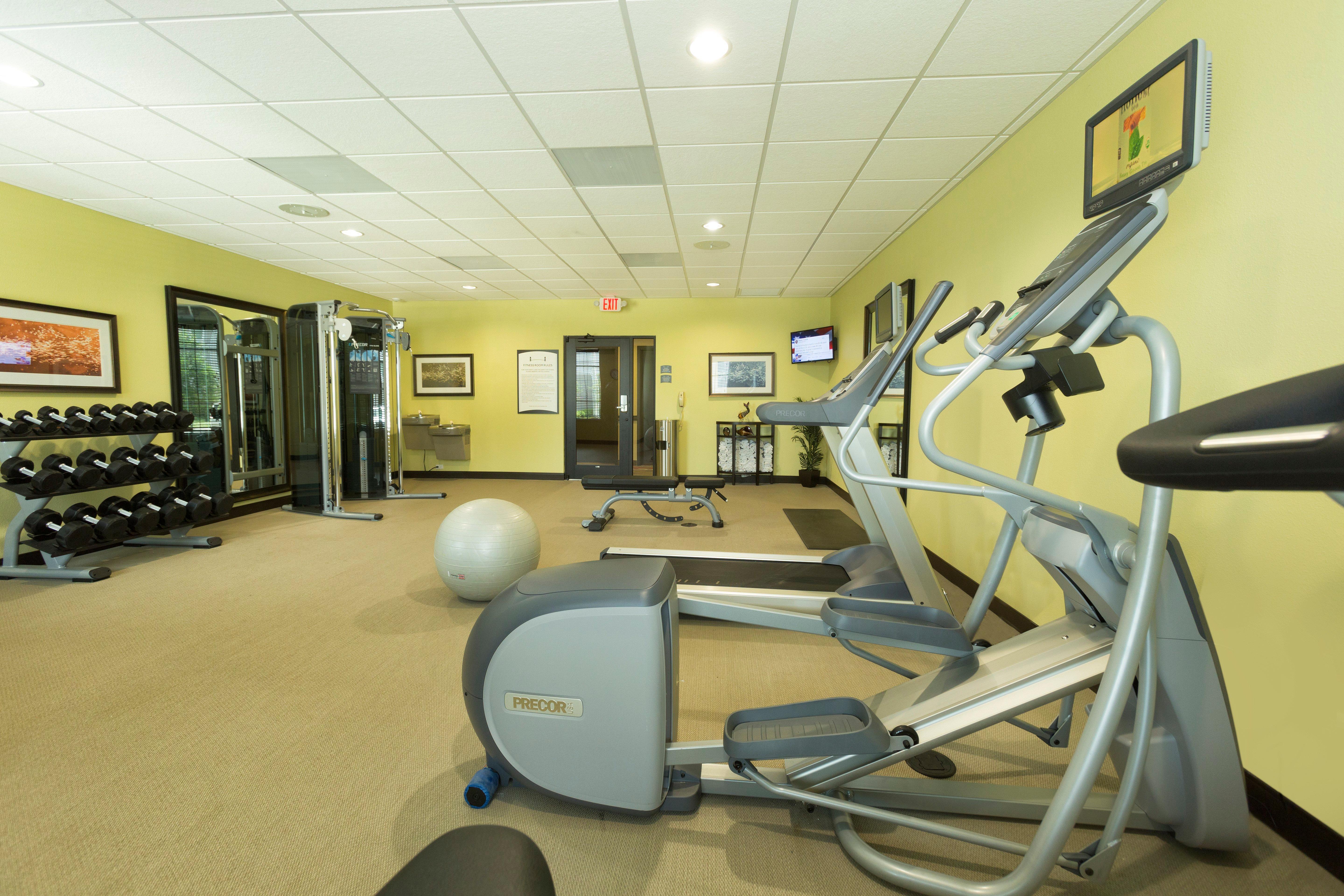 Williamsburg Staybridge Suites Orlando At Seaworld By Ihg - Free Parking & Shuttle To Seaworld Parks מראה חיצוני תמונה
