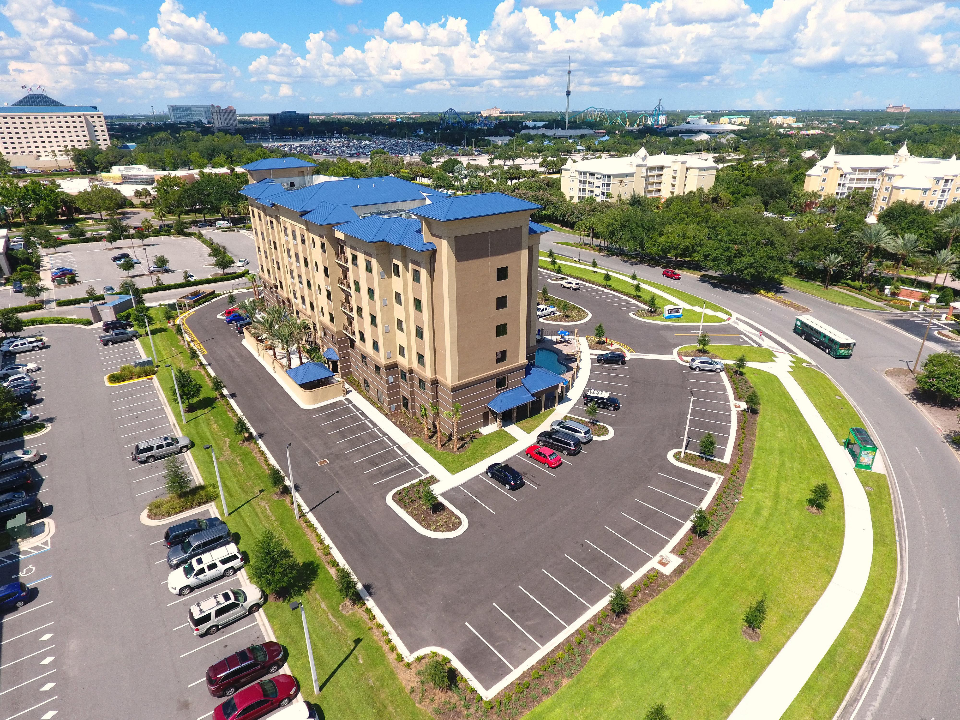 Williamsburg Staybridge Suites Orlando At Seaworld By Ihg - Free Parking & Shuttle To Seaworld Parks מראה חיצוני תמונה